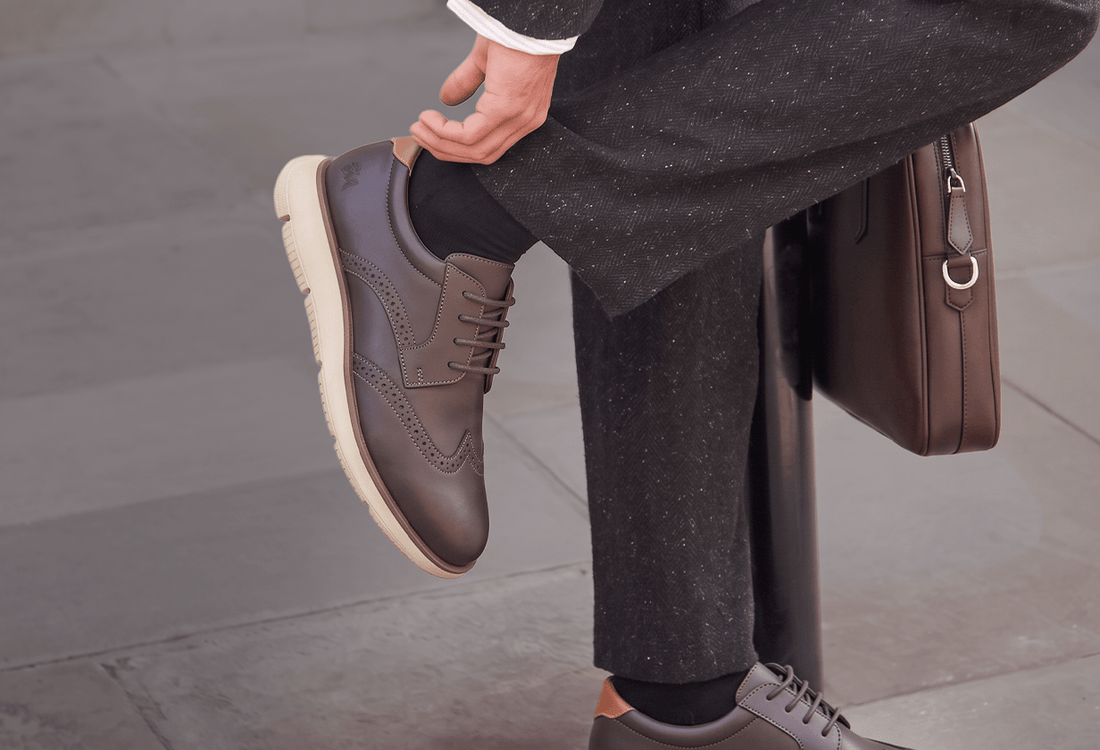 Light underfoot. Soft around the ankle.