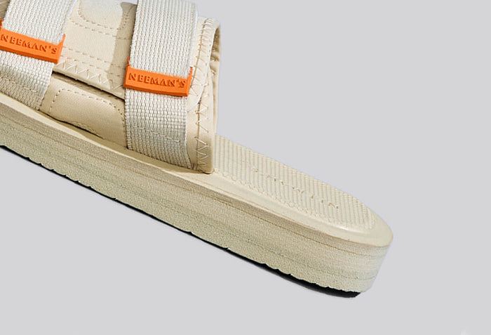 Breezy Fluff Sandals : Beige