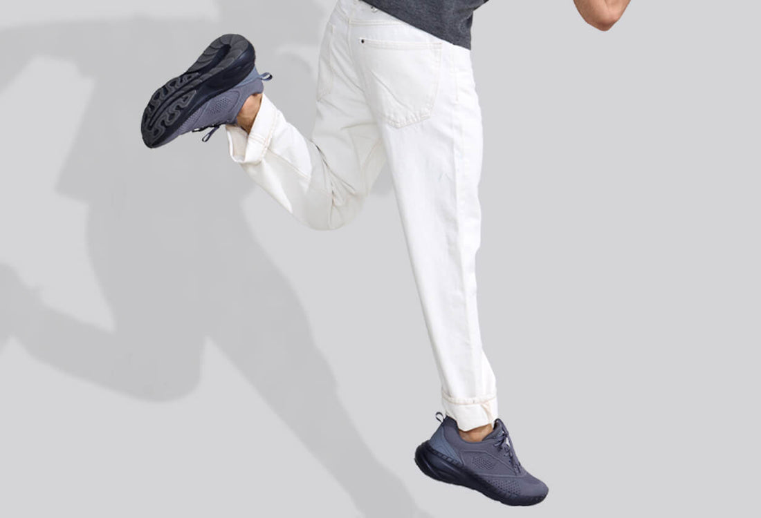 Sneaker look. Performance moves.