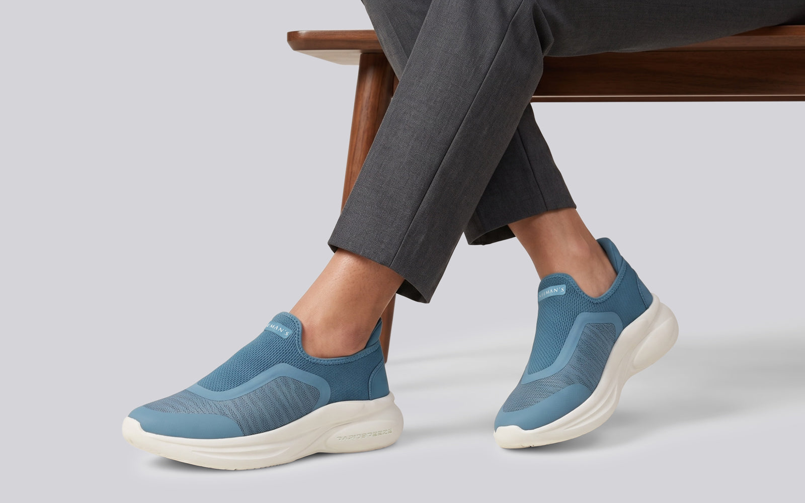 Rapid Breeze Pulsatile Slip Ons for Men : Blue