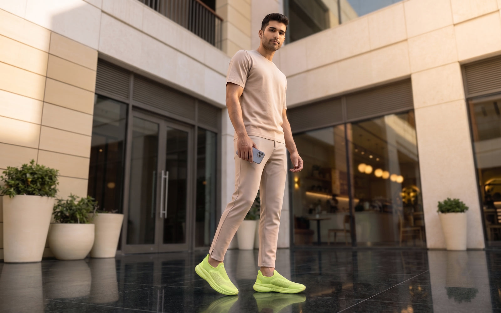 Rapid Breeze Pulsatile Slip Ons for Men : Lime