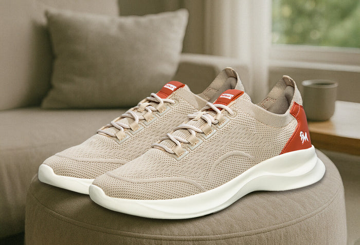 The Knit Strides : Ivory