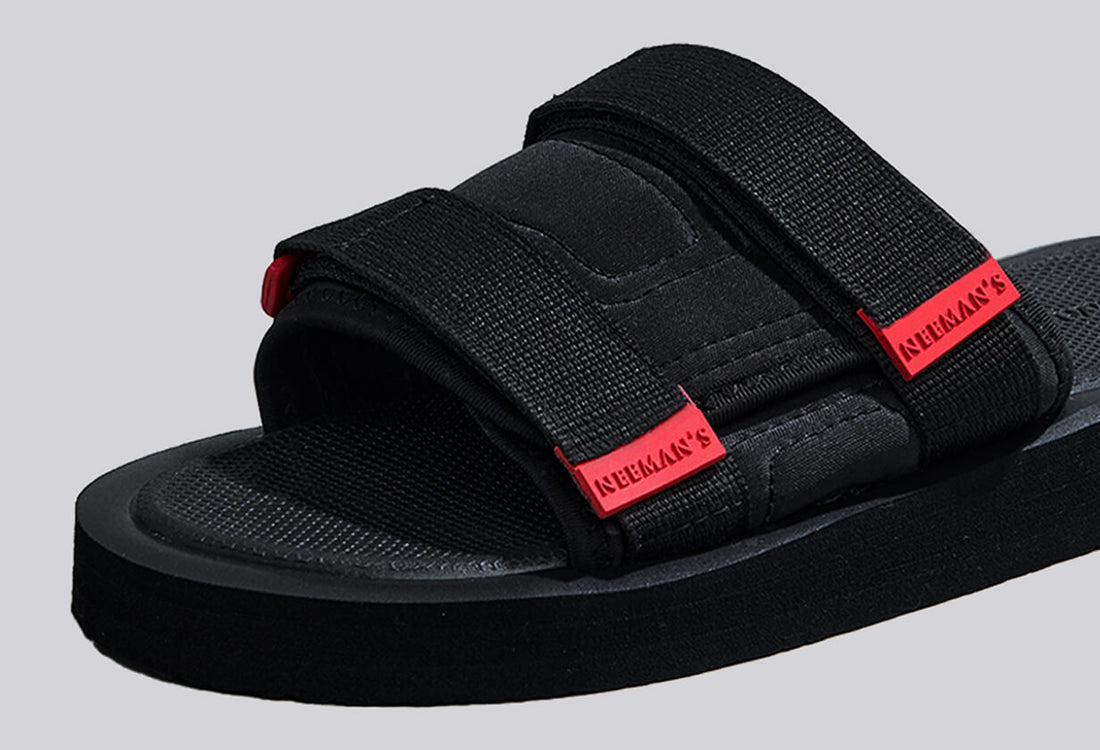 Breezy Fluff Sandals Black - Main Image