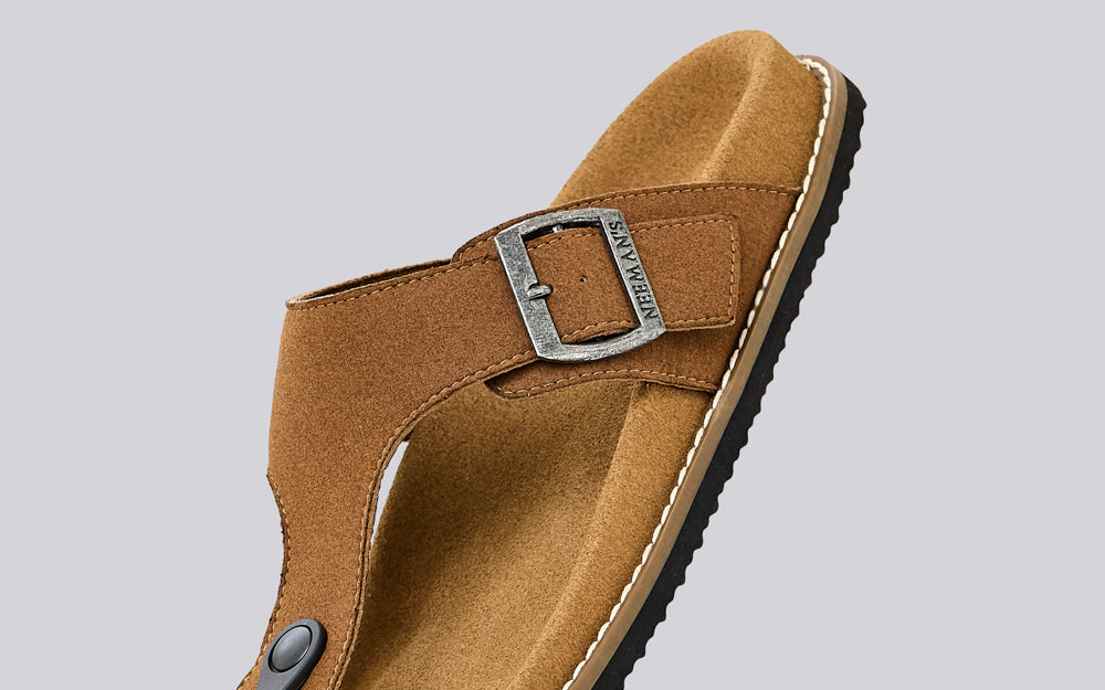Mover Thong Sandals for Women : Brown