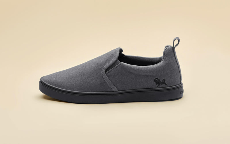 Women’s slip-on sold canvas shoes in Busy Bees