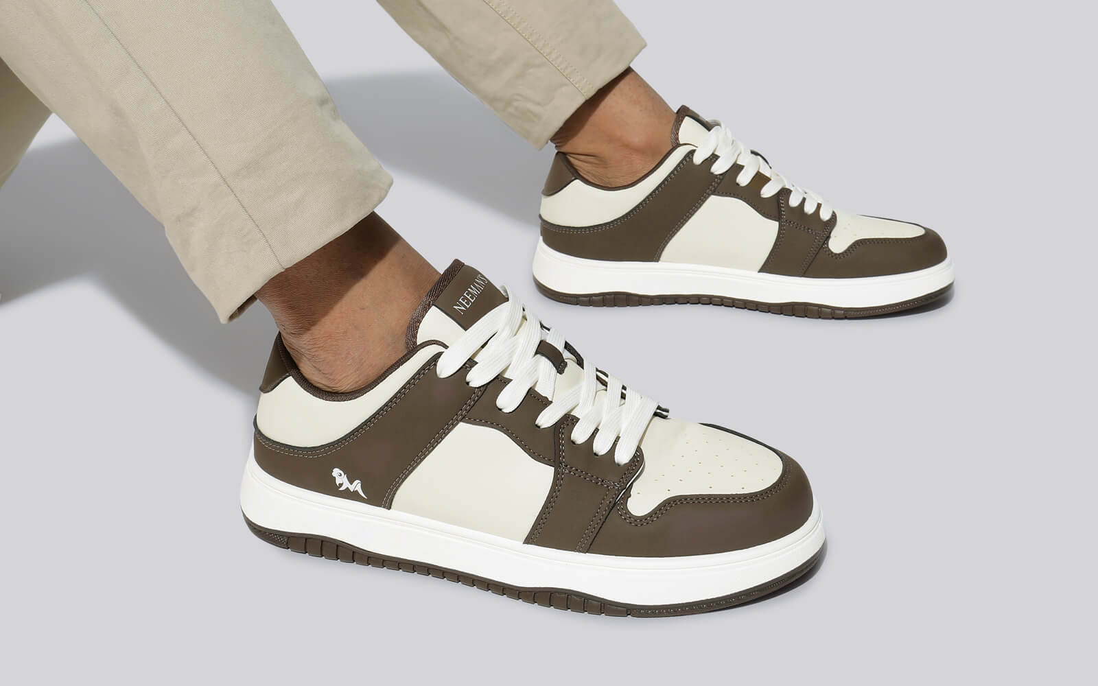 The Hip Hep : Ivory-Brown