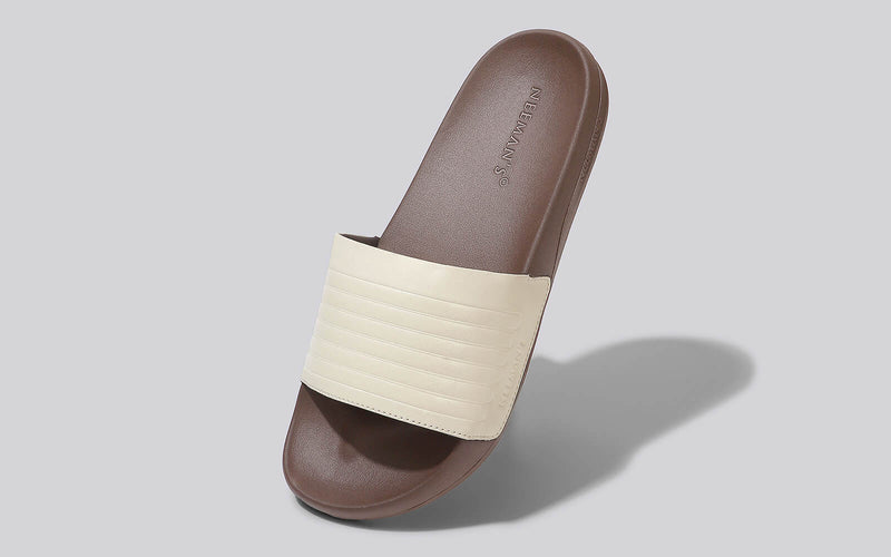 Footbed slides top