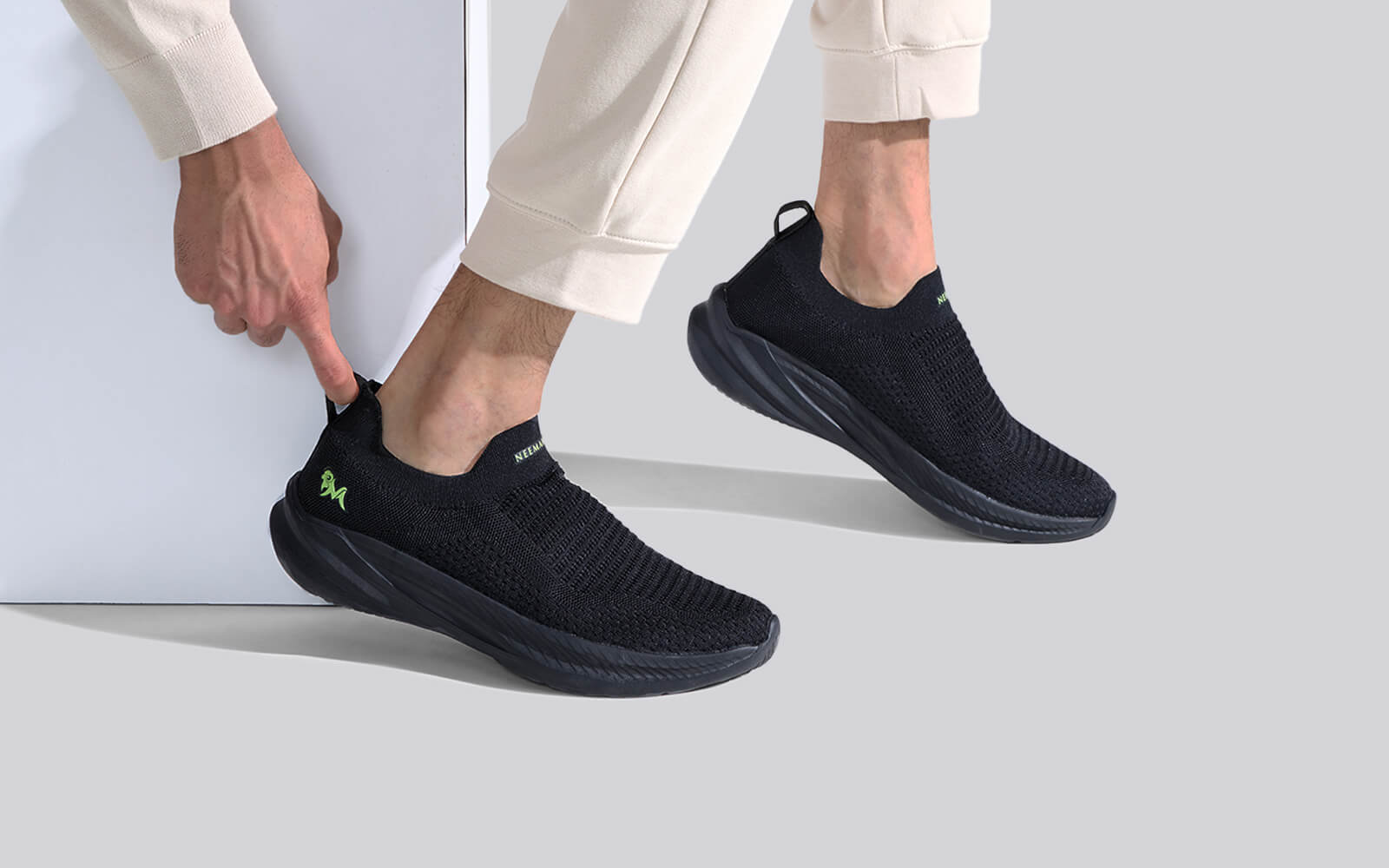 max slip on casual shoes