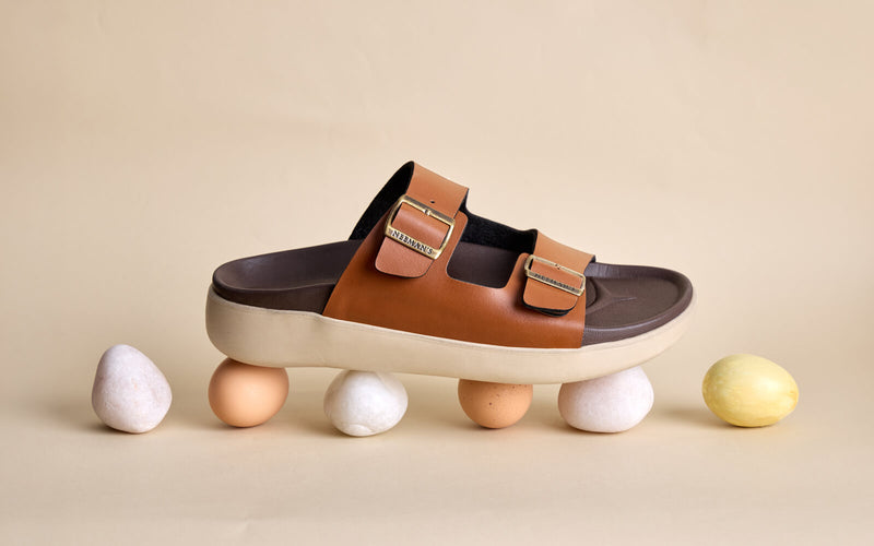 Purewhoosh Flow Sandals in Tan for Daily Use
