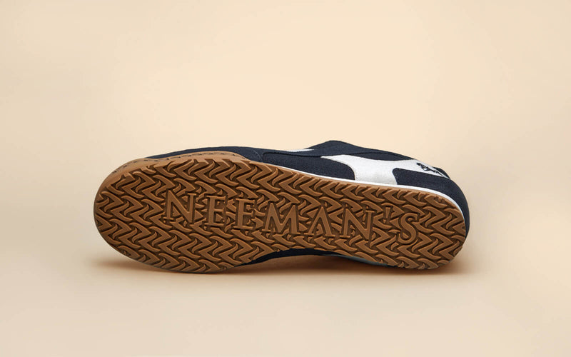 Urban Casuals Sneakers in Fusion Black for Retro Style