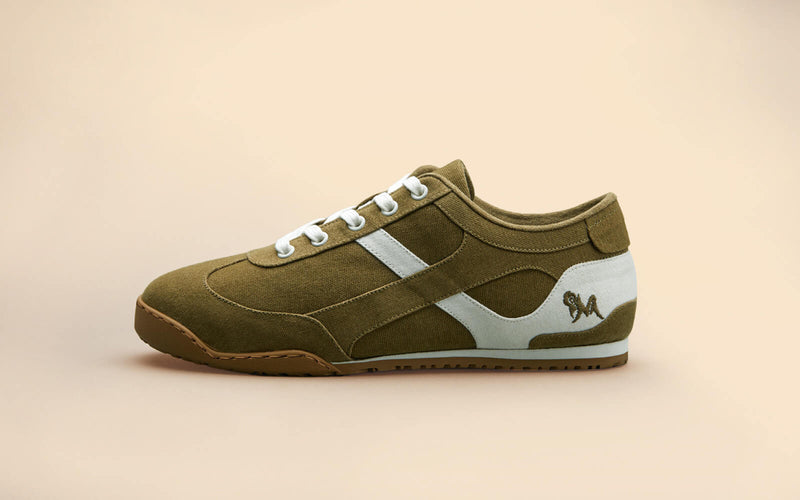Urban Casuals Sneakers in Hip Moss for Retro Style