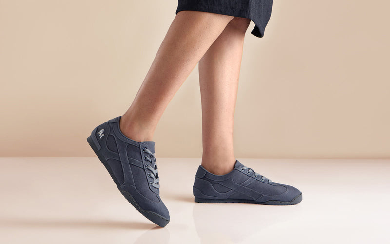 Urban Casuals : Metal Grey