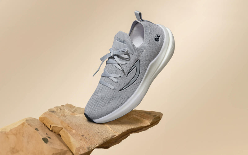 Whoosh Lite Sneakers in Grey for Casual Wear