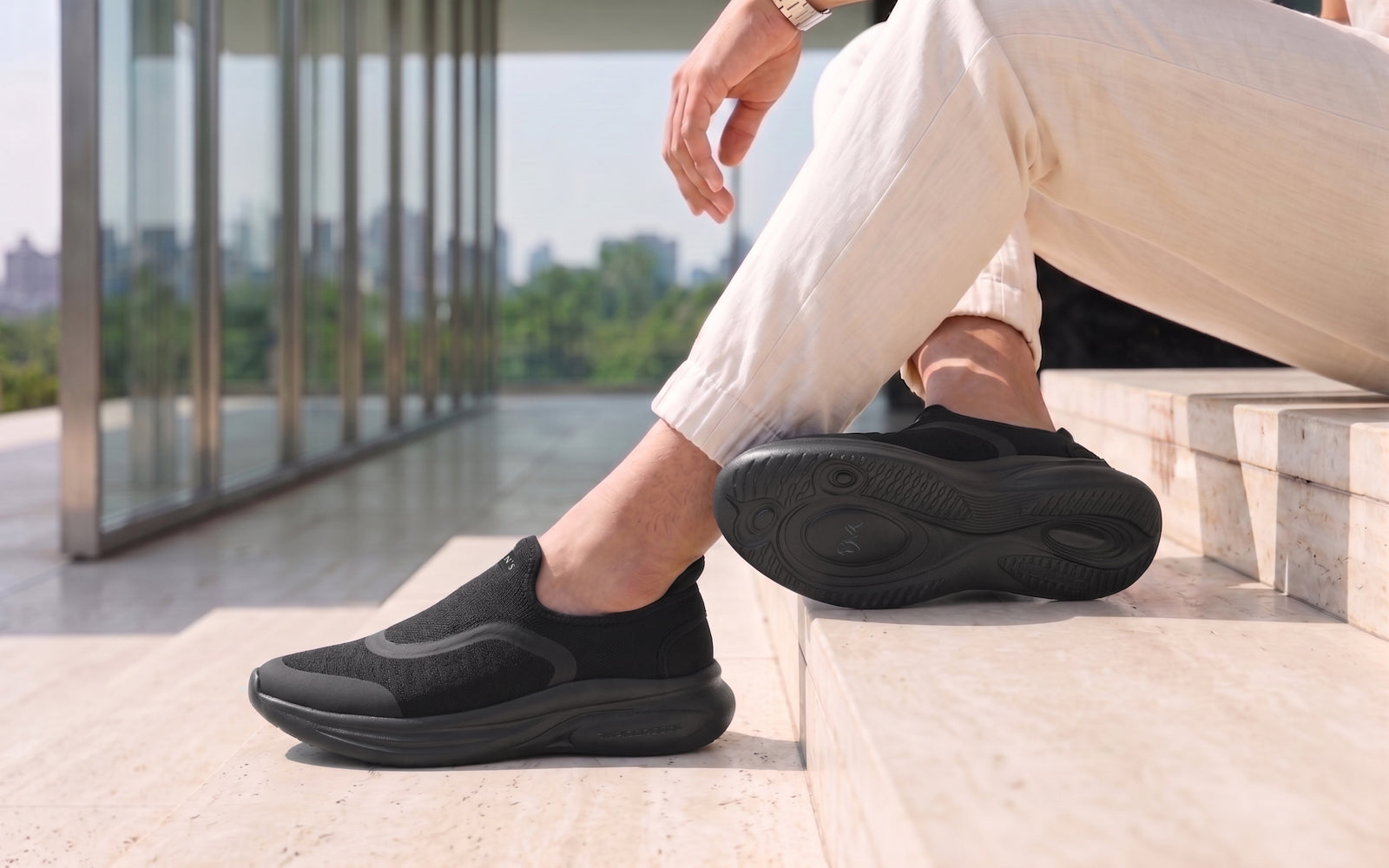 Rapid Breeze Pulsatile Slip Ons for Men : Black