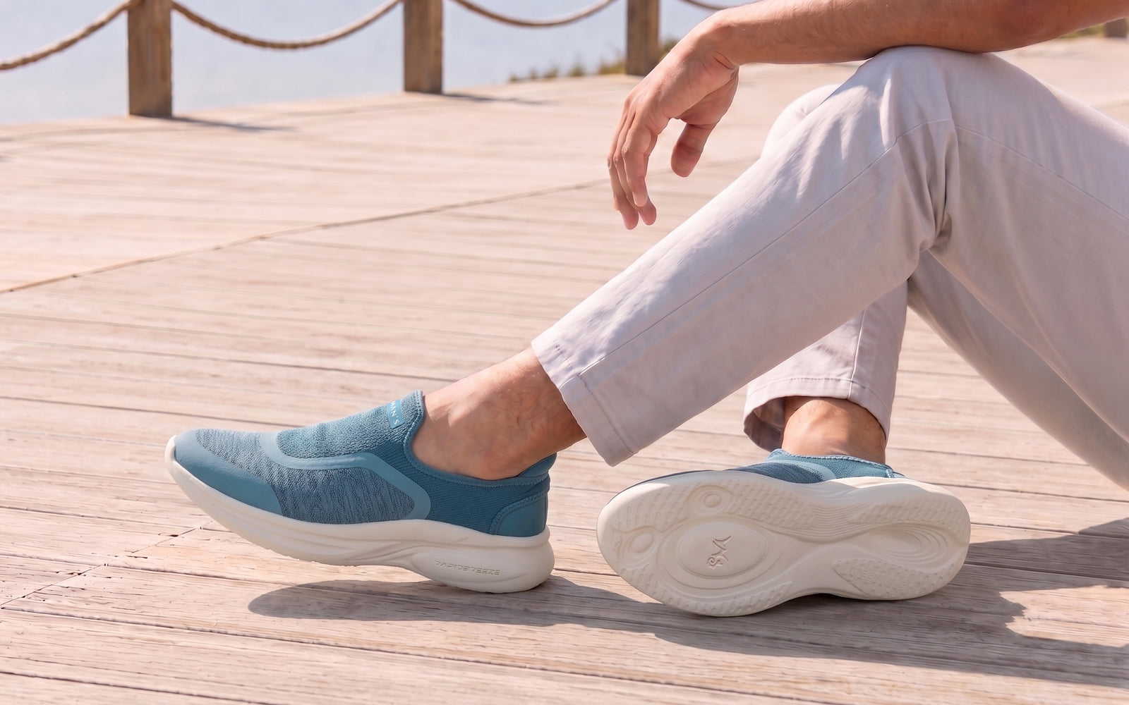 Rapid Breeze Pulsatile Slip Ons for Men : Blue