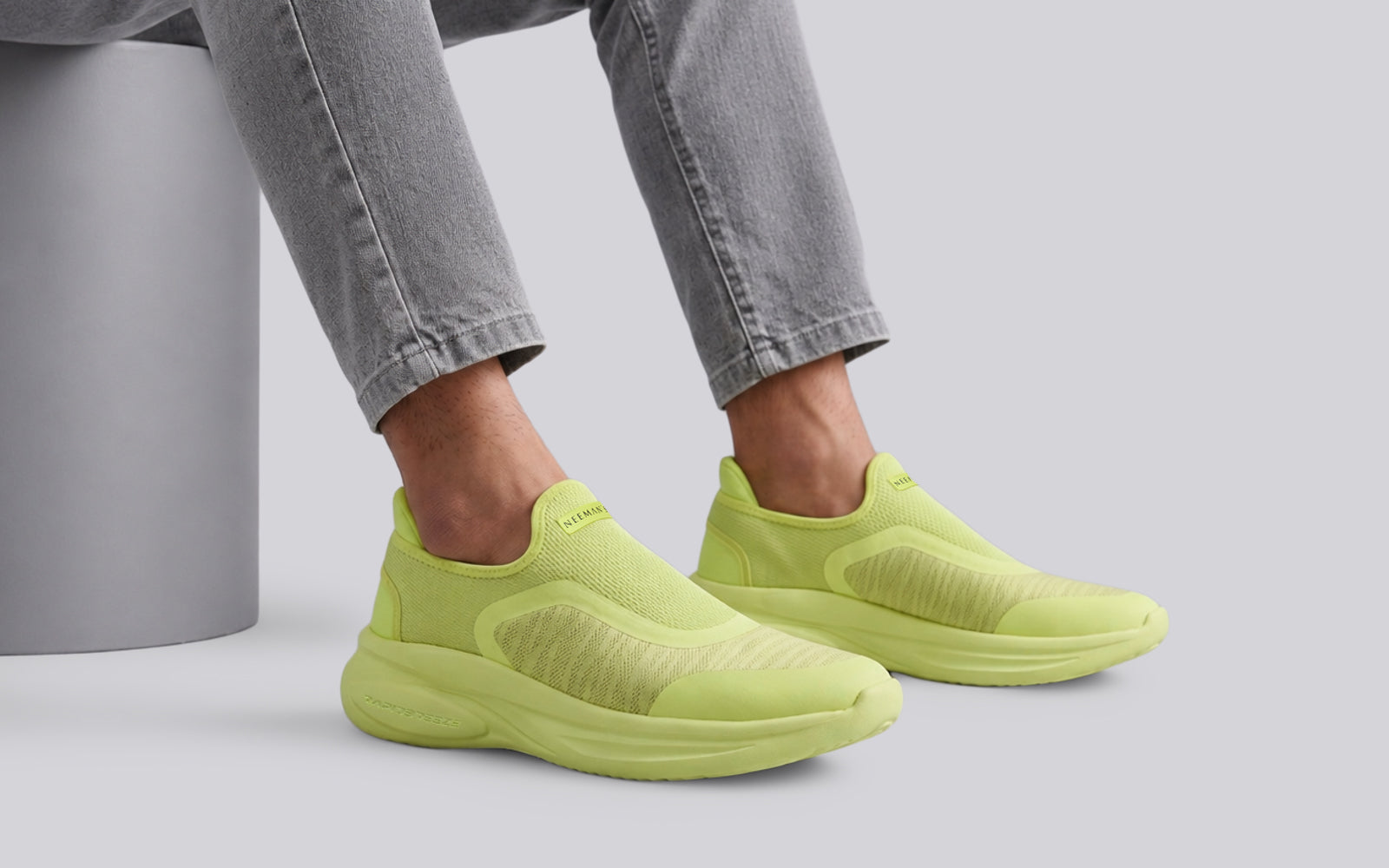 Rapid Breeze Pulsatile Slip Ons for Men : Lime