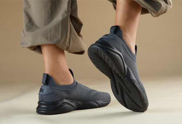 Laceless. Effortless. But Comfort-full!