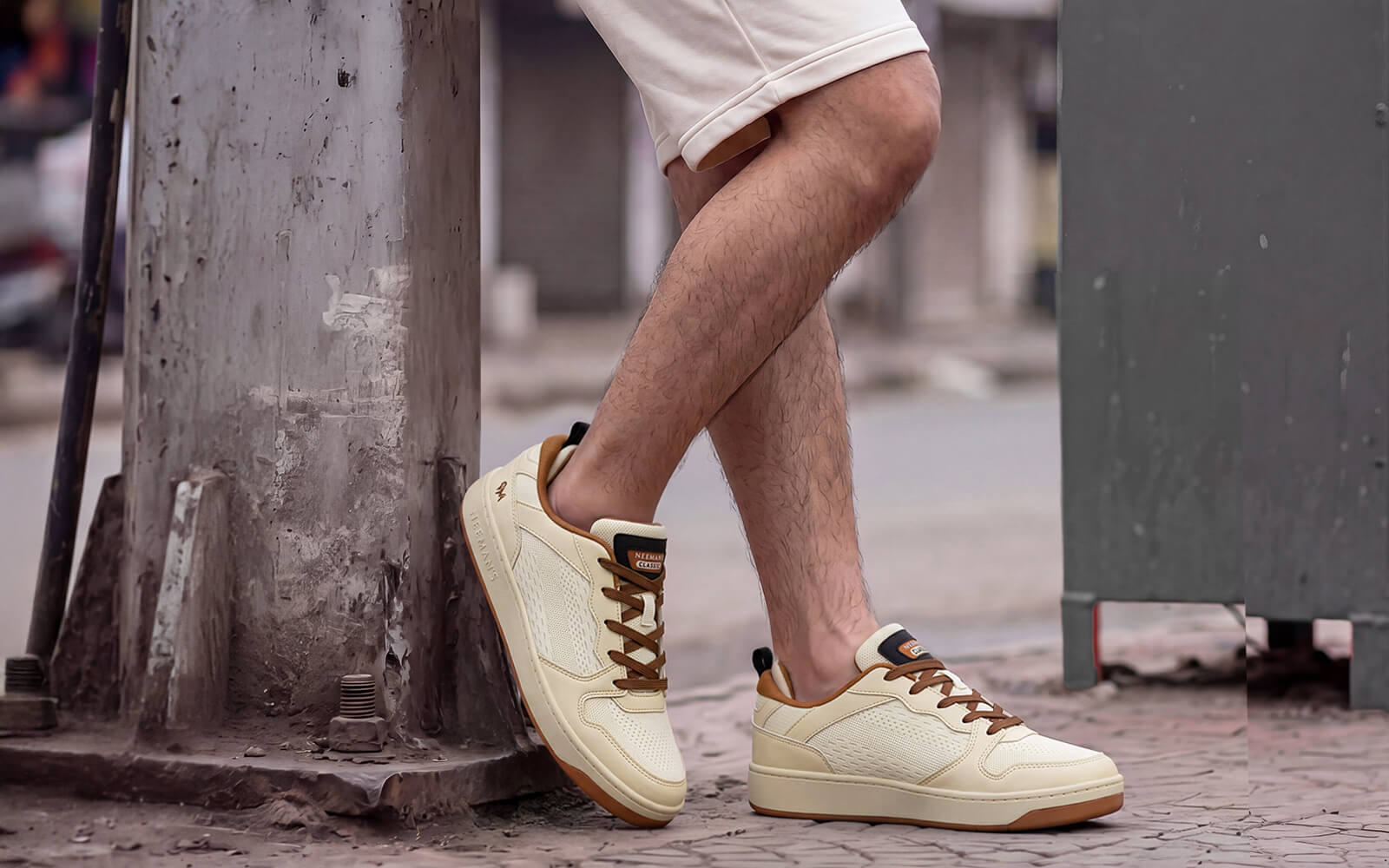 The Street Heart : Ecru Tan