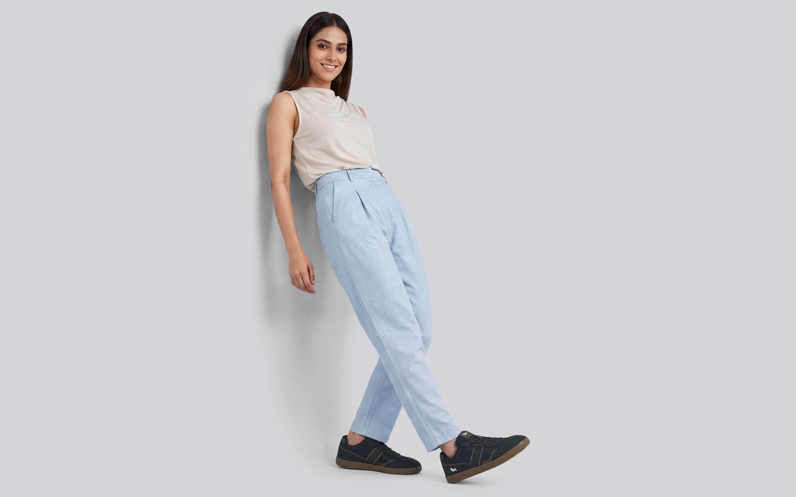 The Retro Collectible For Women : Black
