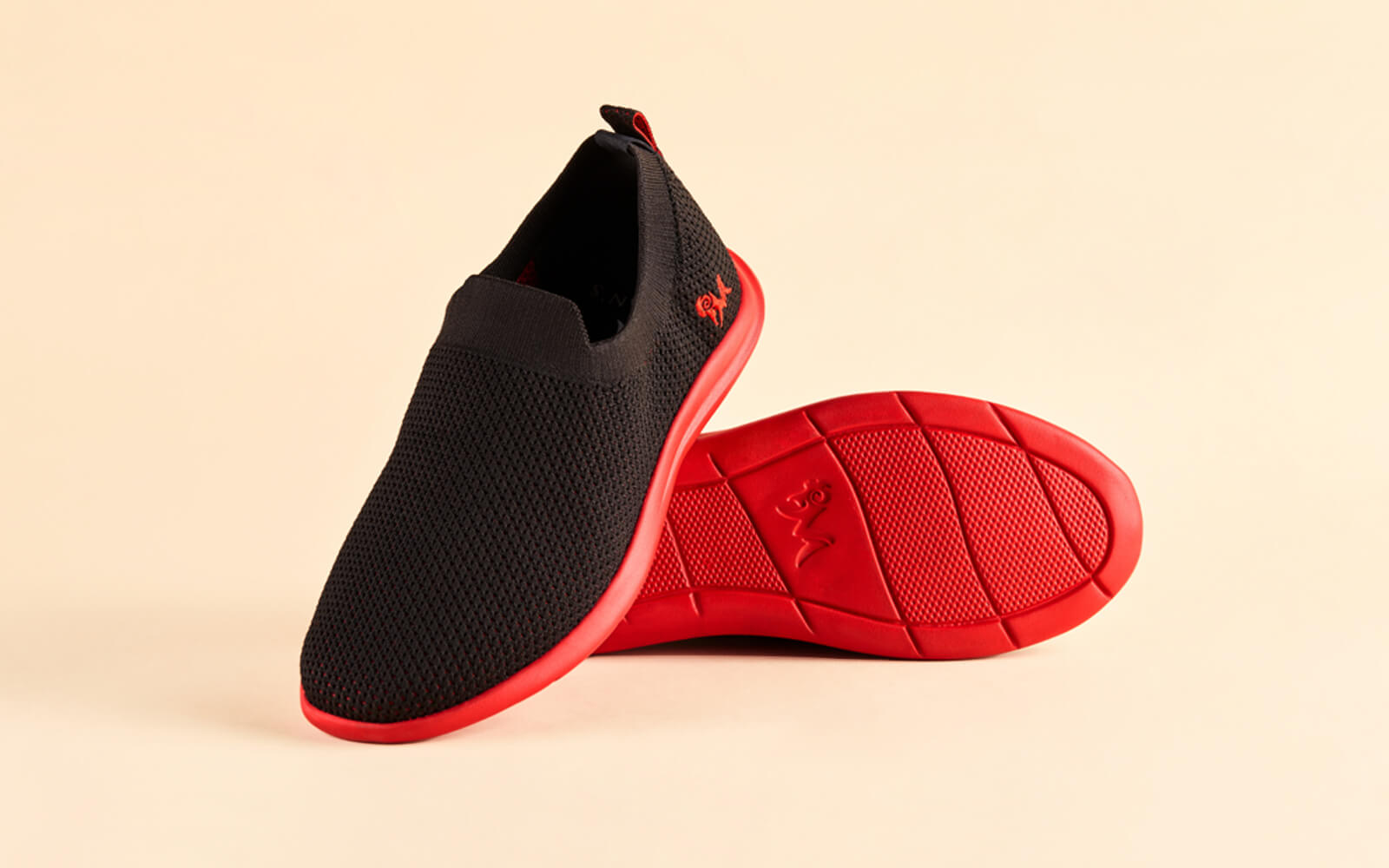 Buy Spotlight Slip Ons For Men & Women Online - Neemans